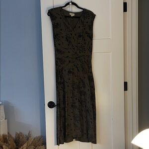 Field Day Rayon Green Floral Dress